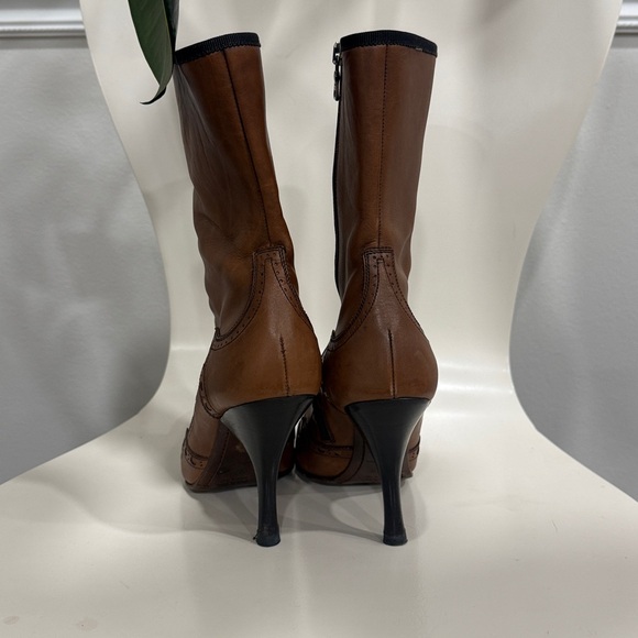 Prada Tan Brogue Leather Square Toe Mid size 37.5 - Picture 2 of 5